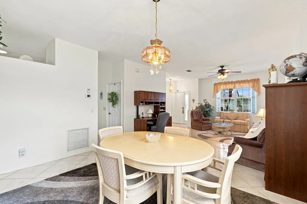 513 NW Cortina Lane Port St Lucie FL 34986