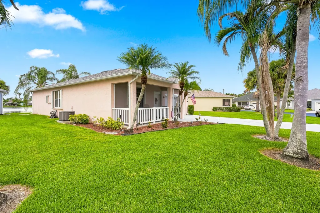 513 NW Cortina Lane Port St Lucie FL 34986