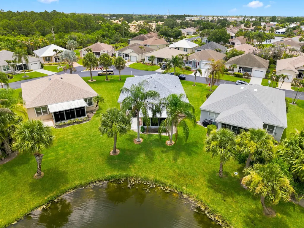 513 NW Cortina Lane Port St Lucie FL 34986