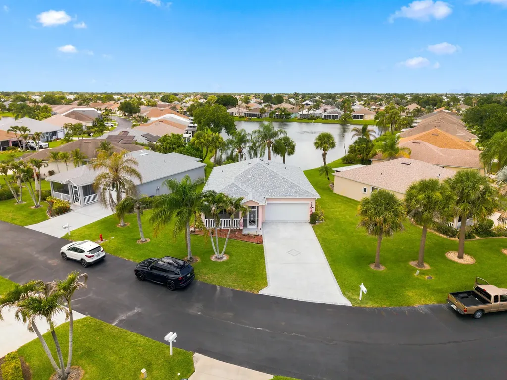 513 NW Cortina Lane Port St Lucie FL 34986