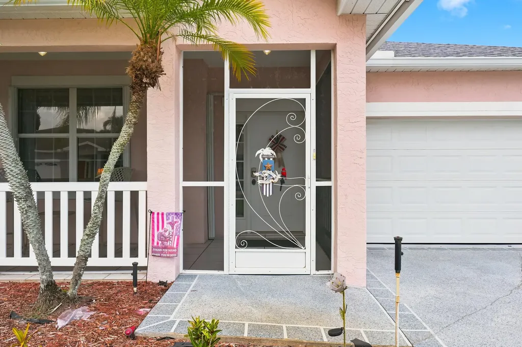 513 NW Cortina Lane Port St Lucie FL 34986