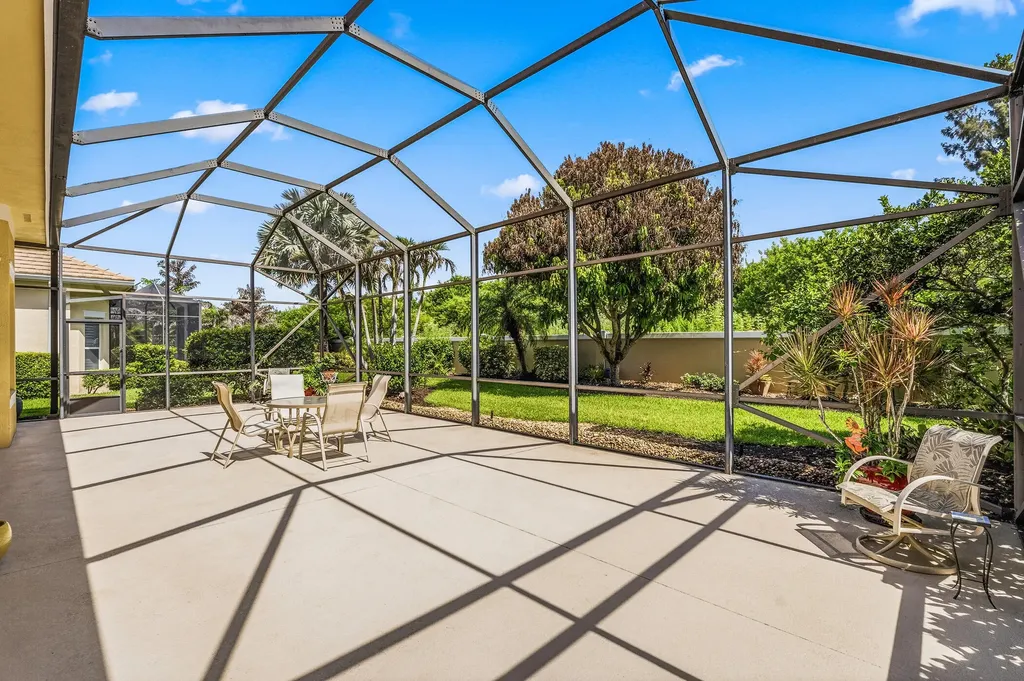 1065 River Wind Circle Vero Beach FL 32967