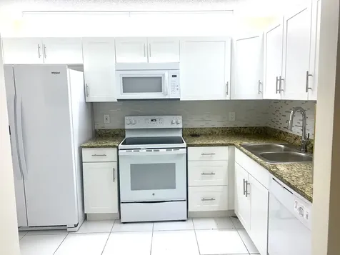 3104 Waterview Circle Palm Springs FL 33461