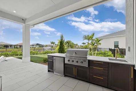 10109 Driftwood Way Palm Beach Gardens FL 33412