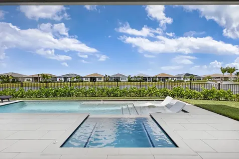 10109 Driftwood Way Palm Beach Gardens FL 33412