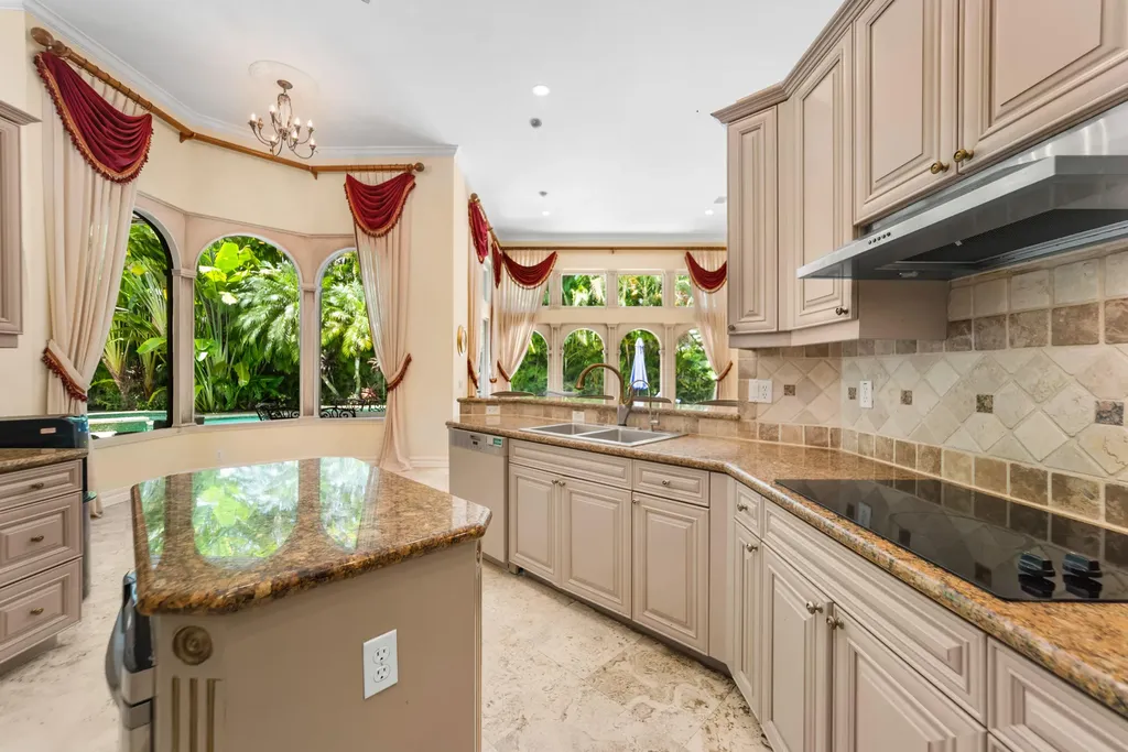10253 NW 66th Drive Parkland FL 33076