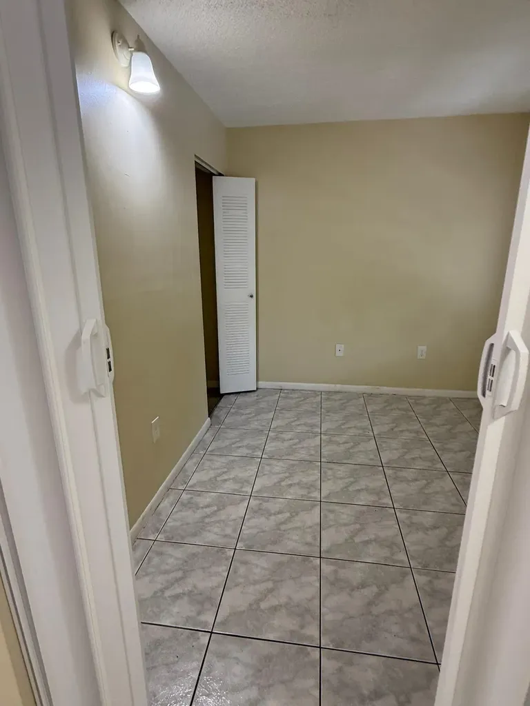 5232 SW 122nd Terrace Cooper City FL 33330