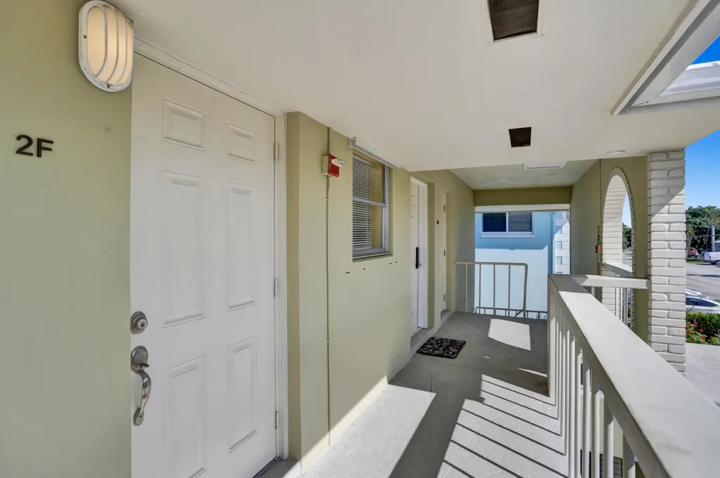 2311 NE 36th Street Lighthouse Point FL 33064