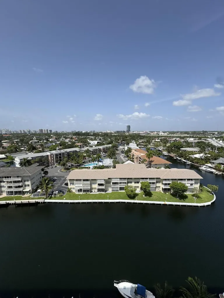 427 Golden Isle Drive Hallandale Beach FL 33009