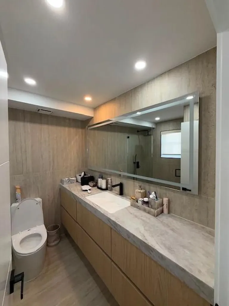 427 Golden Isle Drive Hallandale Beach FL 33009
