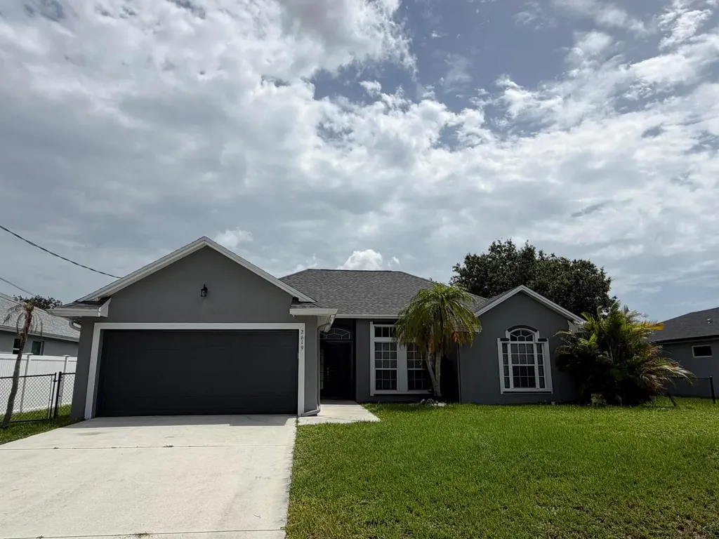 2619 SW Fair Isle Road Port St Lucie FL 34987