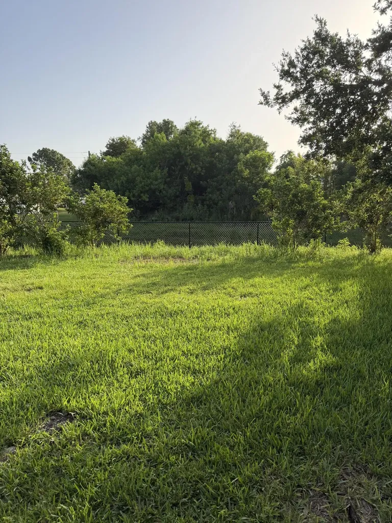 2619 SW Fair Isle Road Port St Lucie FL 34987