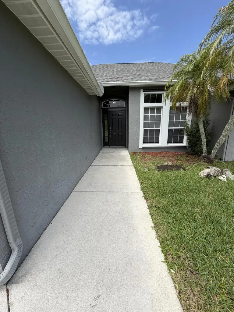 2619 SW Fair Isle Road Port St Lucie FL 34987