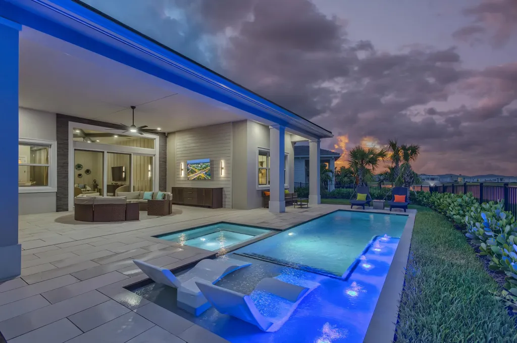 10109 Driftwood Way Palm Beach Gardens FL 33412