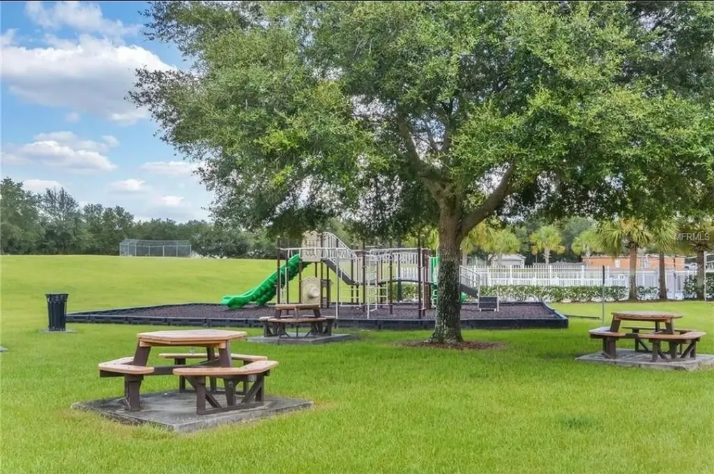 418 Summer Sails Drive Valrico FL 33594