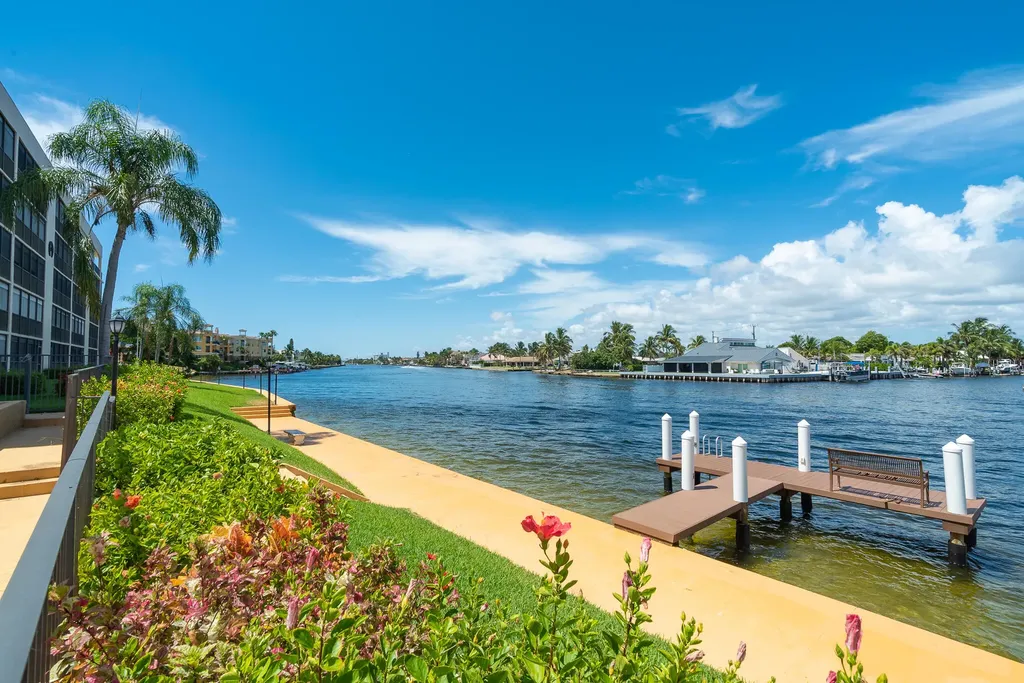 985 SE 19th Avenue Deerfield Beach FL 33441