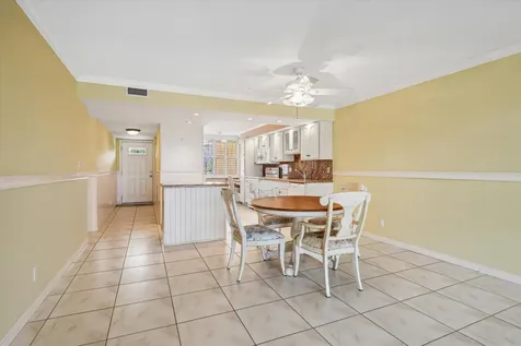 985 SE 19th Avenue Deerfield Beach FL 33441