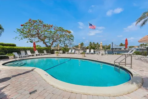 985 SE 19th Avenue Deerfield Beach FL 33441