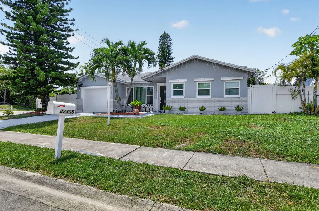 22305 SW 57th Avenue Boca Raton FL 33428