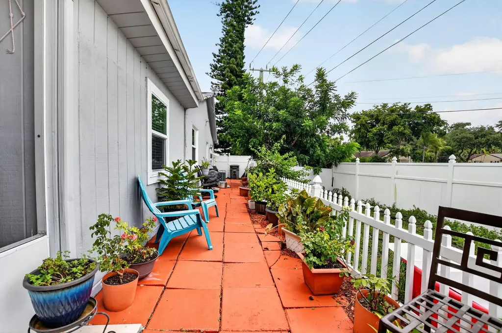 22305 SW 57th Avenue Boca Raton FL 33428