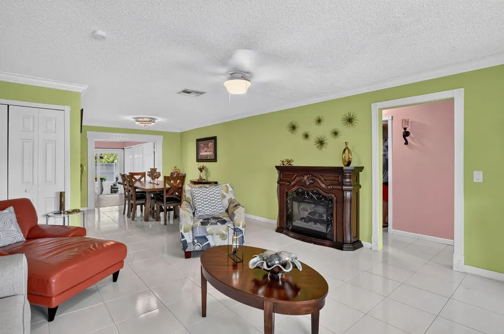 22305 SW 57th Avenue Boca Raton FL 33428