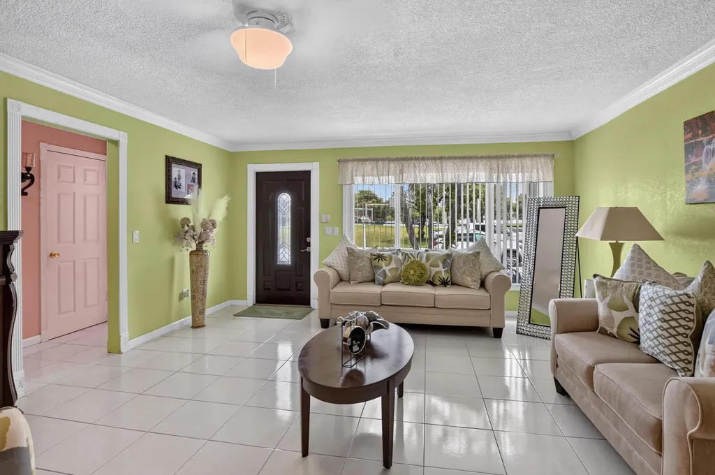 22305 SW 57th Avenue Boca Raton FL 33428