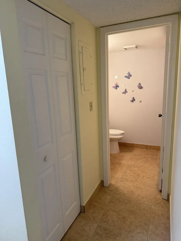 4272 NW 89th Avenue Coral Springs FL 33065