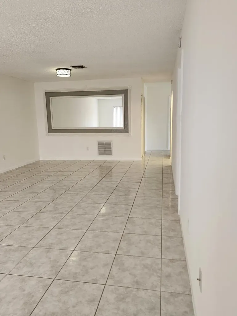 5437 Bonky Court West Palm Beach FL 33415