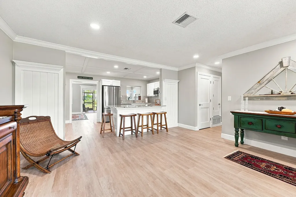409 SE Gasparilla Avenue Port St Lucie FL 34983