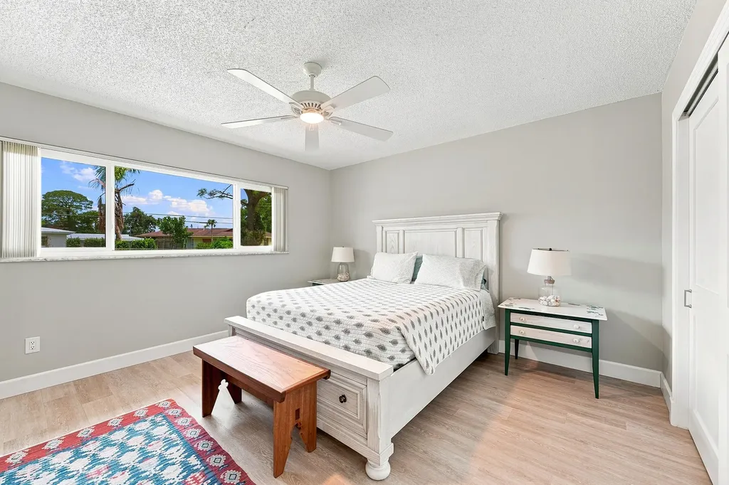 409 SE Gasparilla Avenue Port St Lucie FL 34983