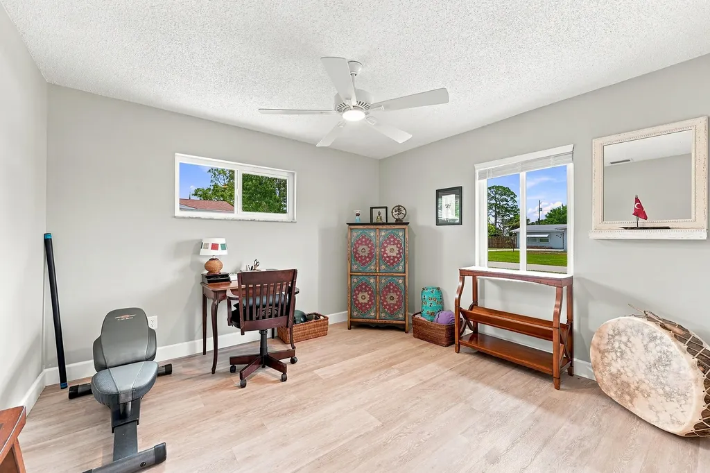 409 SE Gasparilla Avenue Port St Lucie FL 34983