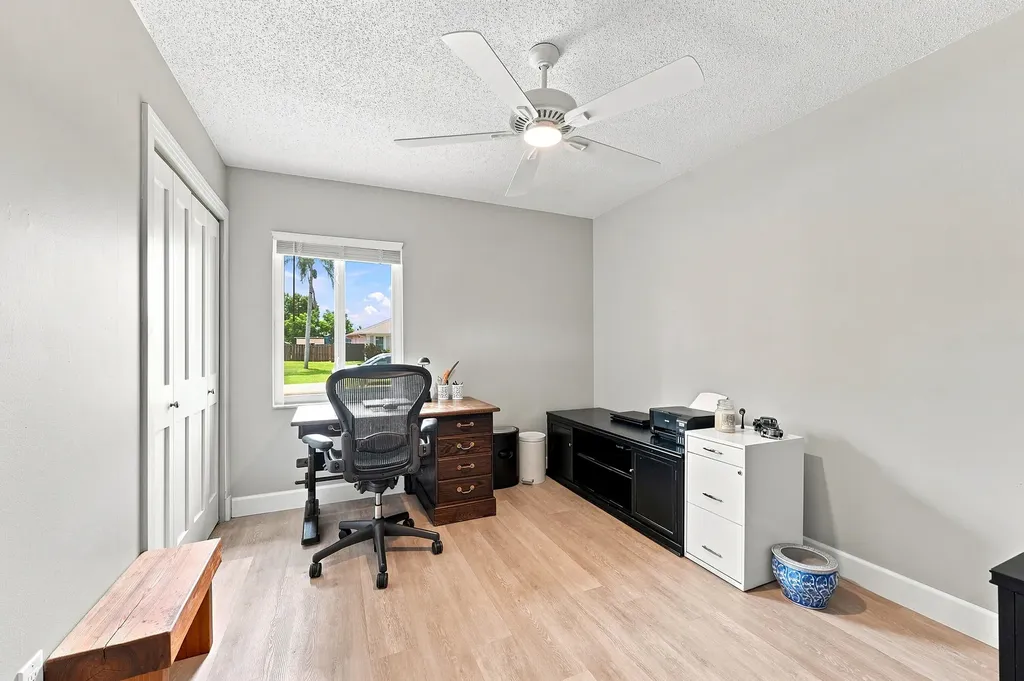 409 SE Gasparilla Avenue Port St Lucie FL 34983
