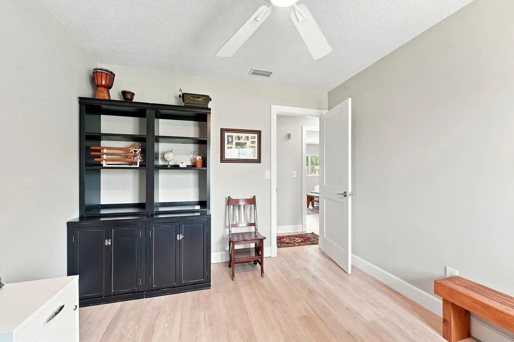 409 SE Gasparilla Avenue Port St Lucie FL 34983