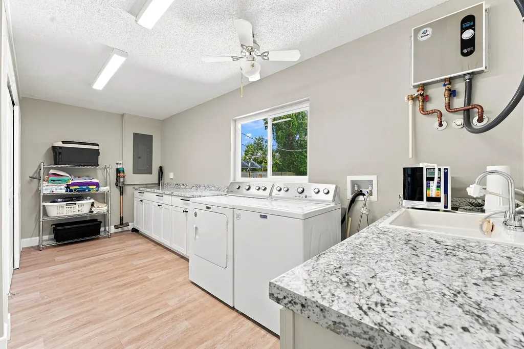 409 SE Gasparilla Avenue Port St Lucie FL 34983