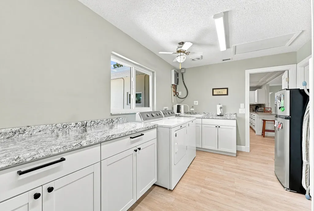 409 SE Gasparilla Avenue Port St Lucie FL 34983