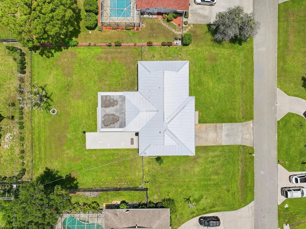 409 SE Gasparilla Avenue Port St Lucie FL 34983