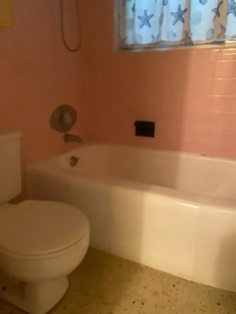 1911 NE 8th Court Fort Lauderdale FL 33304