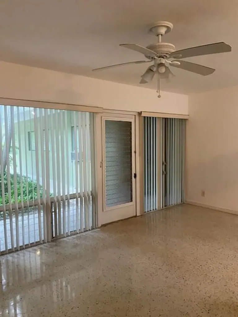 1911 NE 8th Court Fort Lauderdale FL 33304