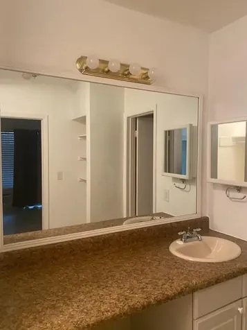 1911 NE 8th Court Fort Lauderdale FL 33304
