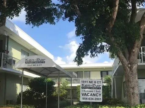 1911 NE 8th Court Fort Lauderdale FL 33304