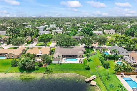 10349 SW 49th Manor Cooper City FL 33328