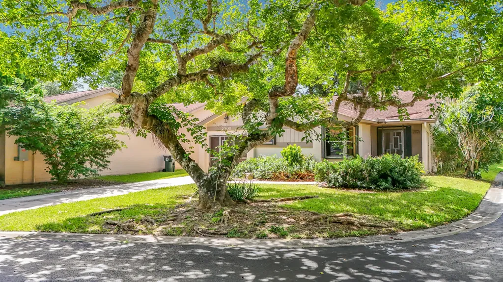2208 Seagrape Circle Coconut Creek FL 33066