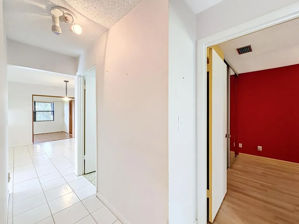 2208 Seagrape Circle Coconut Creek FL 33066