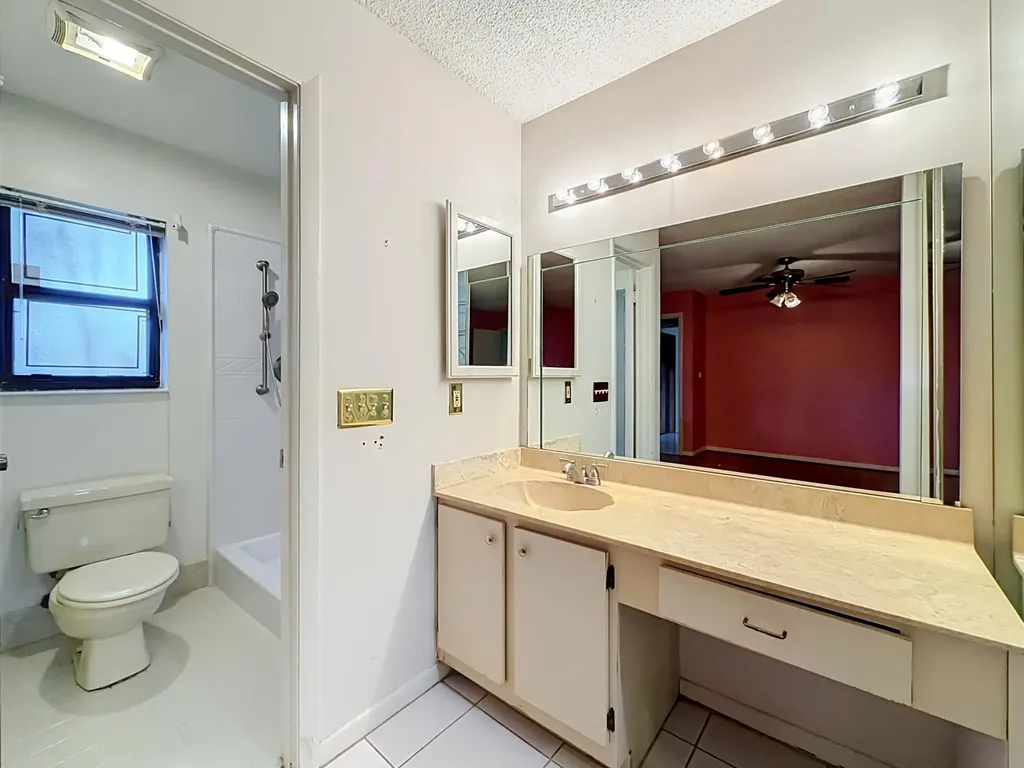 2208 Seagrape Circle Coconut Creek FL 33066