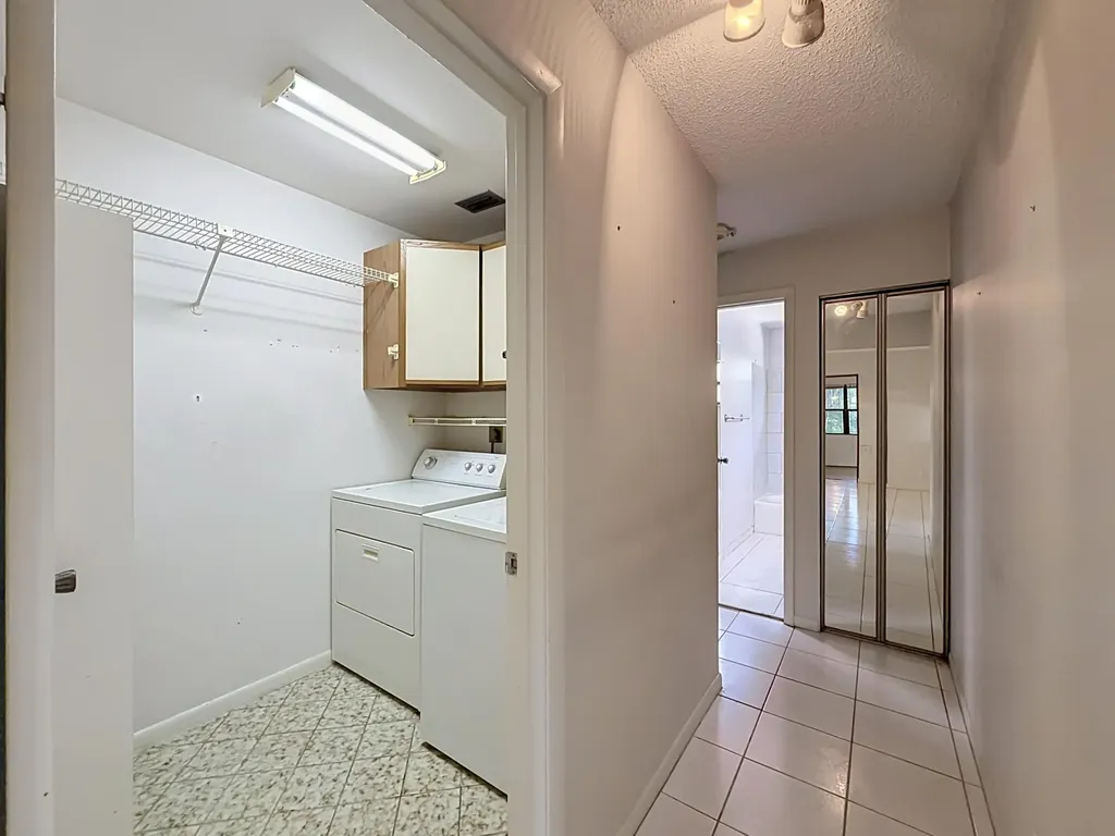 2208 Seagrape Circle Coconut Creek FL 33066