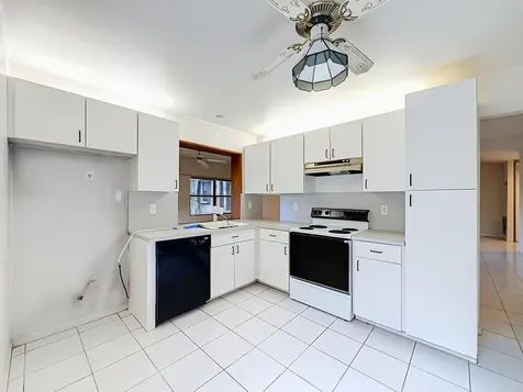 2208 Seagrape Circle Coconut Creek FL 33066