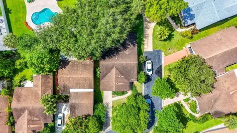 2208 Seagrape Circle Coconut Creek FL 33066