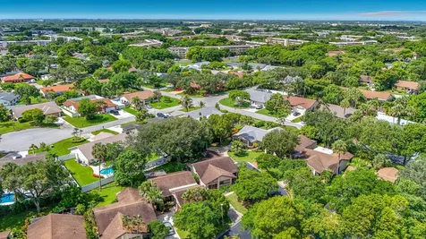 2208 Seagrape Circle Coconut Creek FL 33066