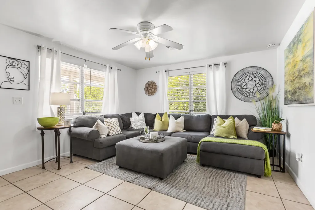 2191 Thomasson Drive Naples FL 34112
