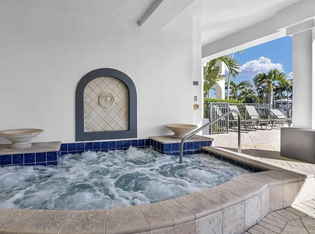 3042 Waterside Circle Boynton Beach FL 33435